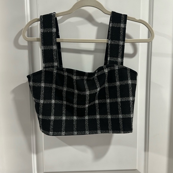 Urban Outfitters Tops - Urban Outfitters Black and White Crop Top